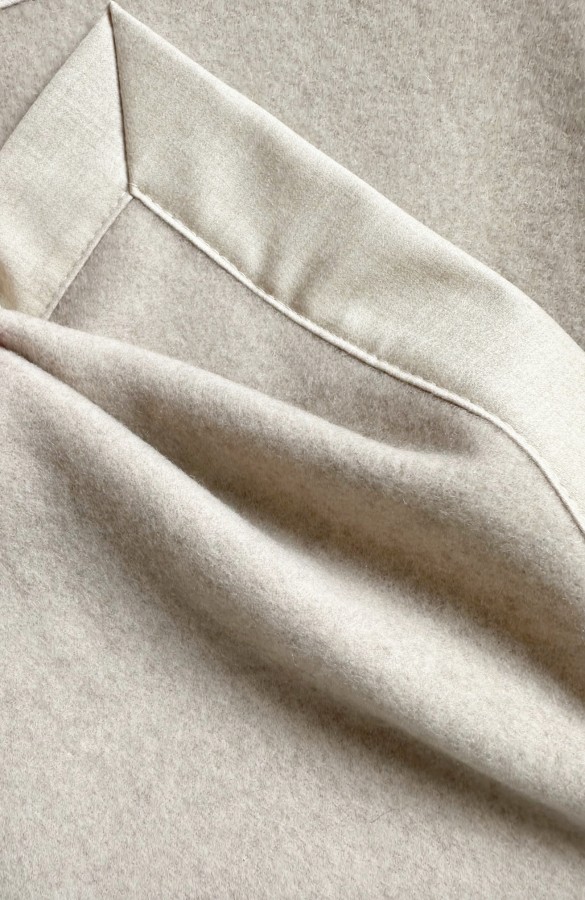 Kašmyro vilnos pledukas KARALIŠKAS