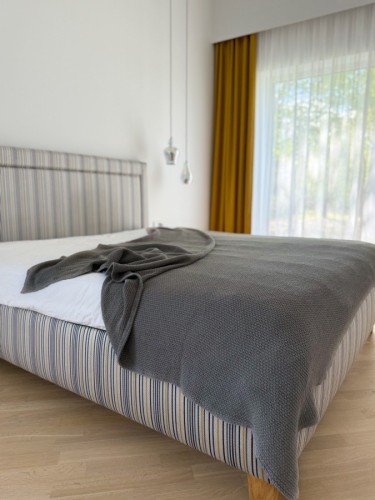 Medvilninis megztas pledas GRAPHITE 220x240 cm