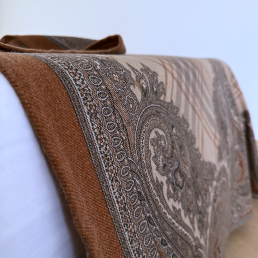 Merino vilnos pledas BURGUNDIJA