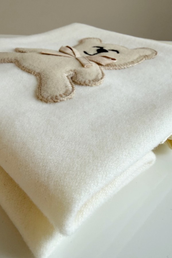 Merino vilnos pledas LAIMĖ (išsiuvinėsime vardą)